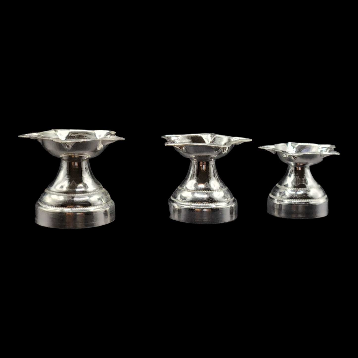 Silver Simple Star Diya