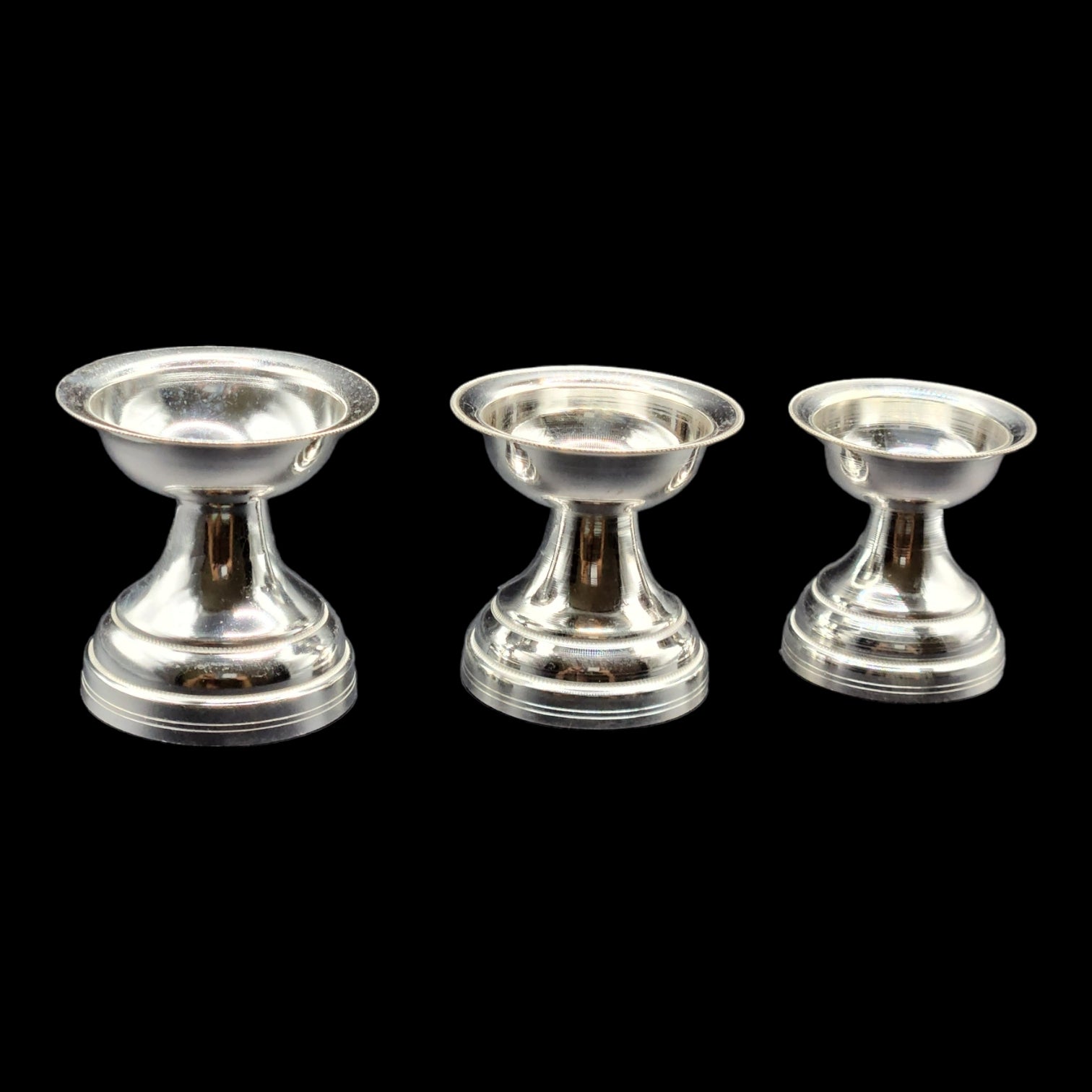Silver Plain Round Diya