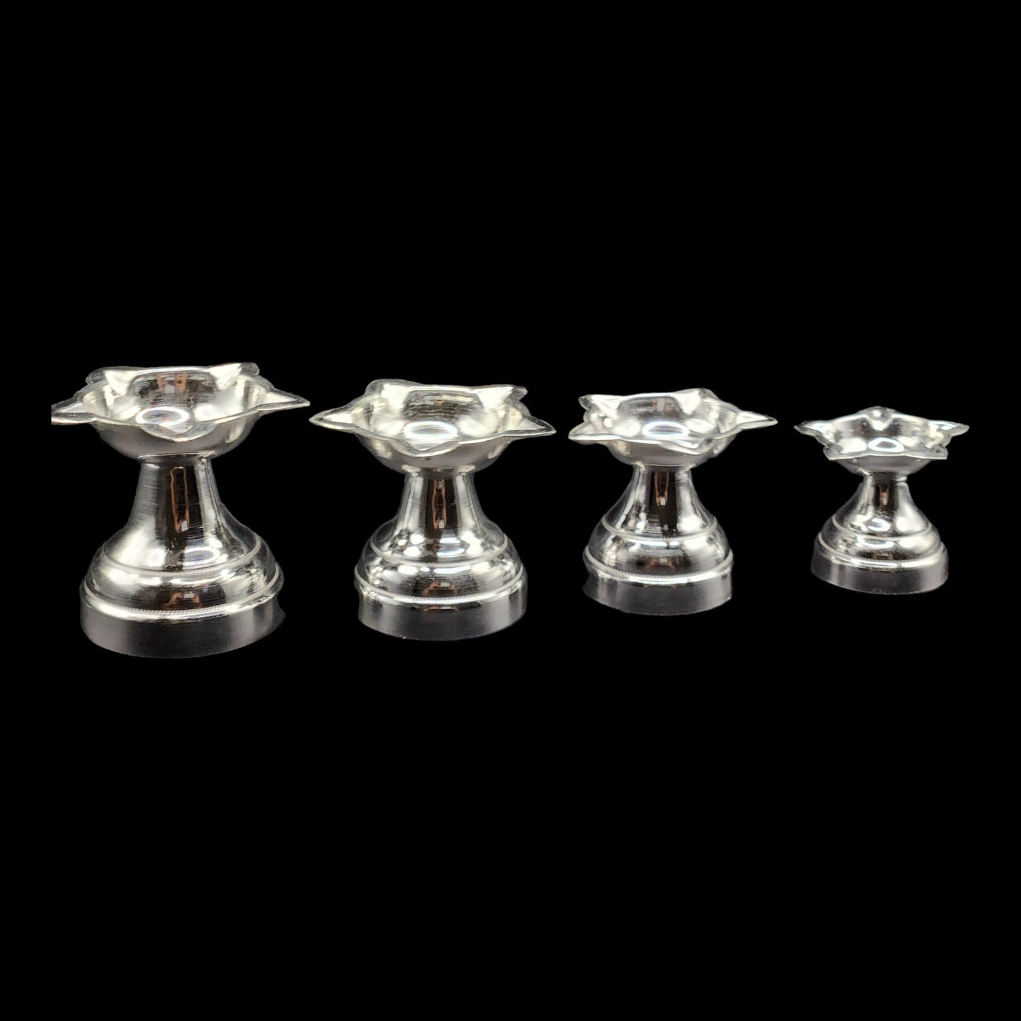 Silver Simple Star Diya