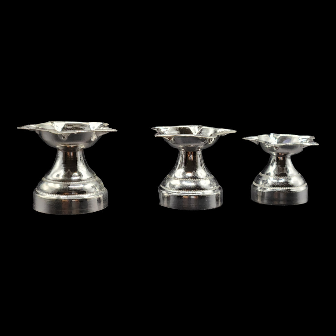 Silver Simple Star Diya