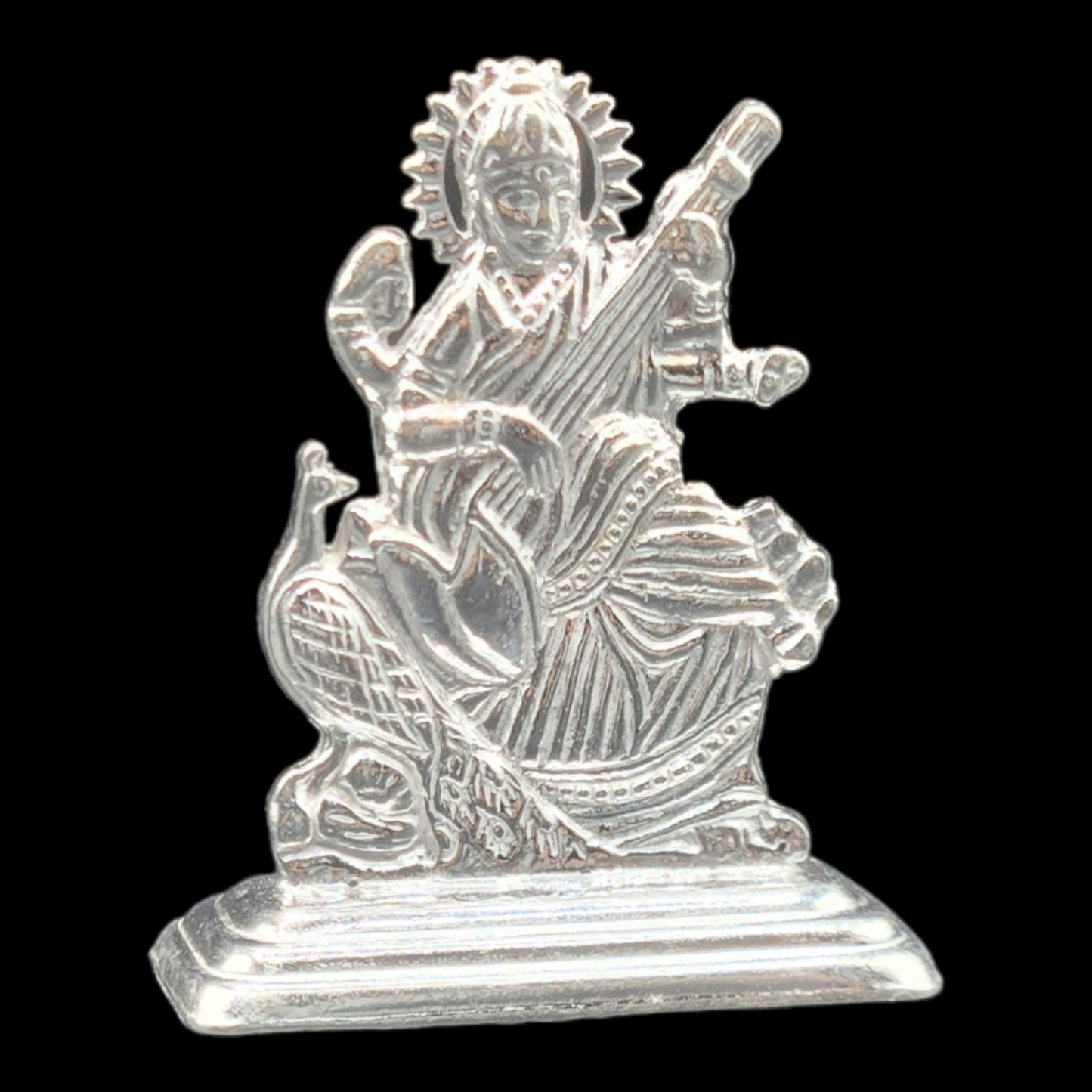 Goddess Saraswati Idol