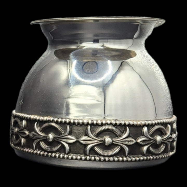 Nakshi Ghee Loti