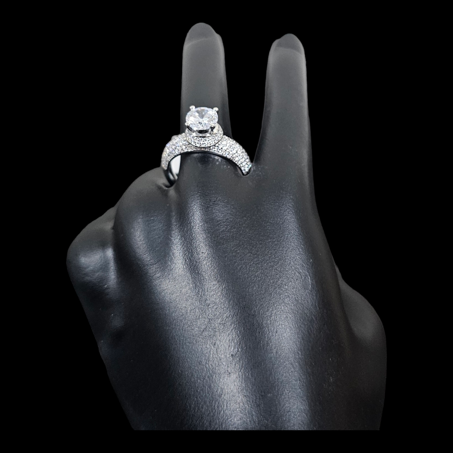Sterling Silver ring with big Zircon Stone