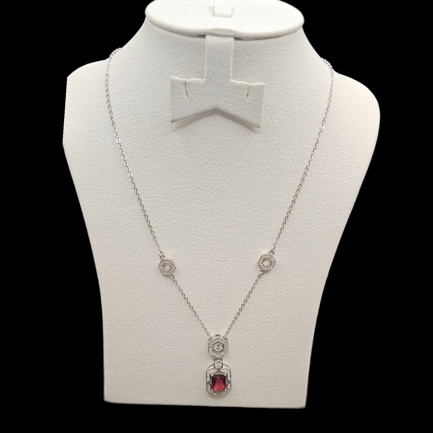 925 silver pink stone pendant Necklace.