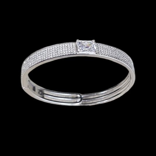 925 silver adjustable bracelet with zircon stone