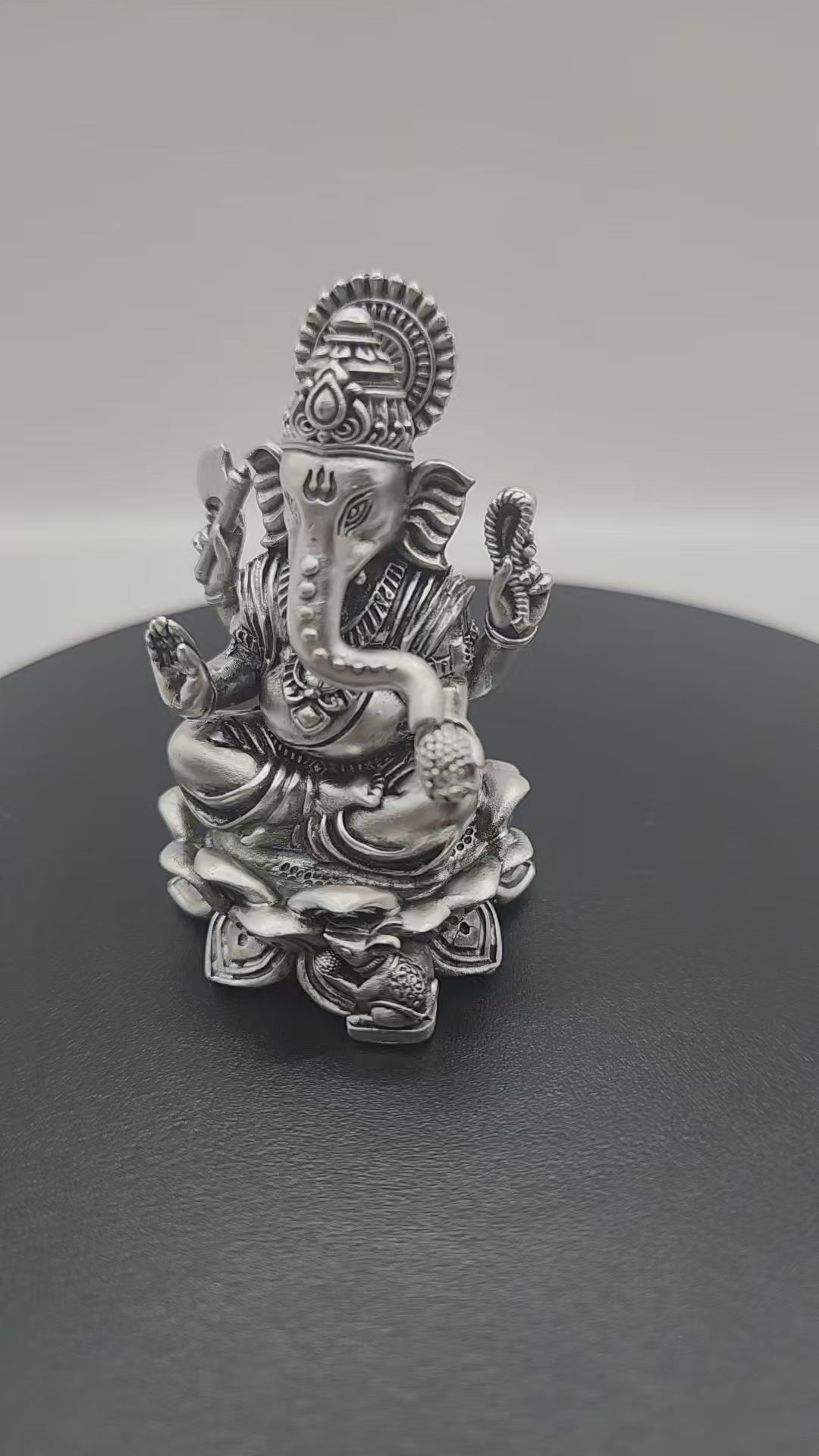 925 Silver Ganeshji Idol.