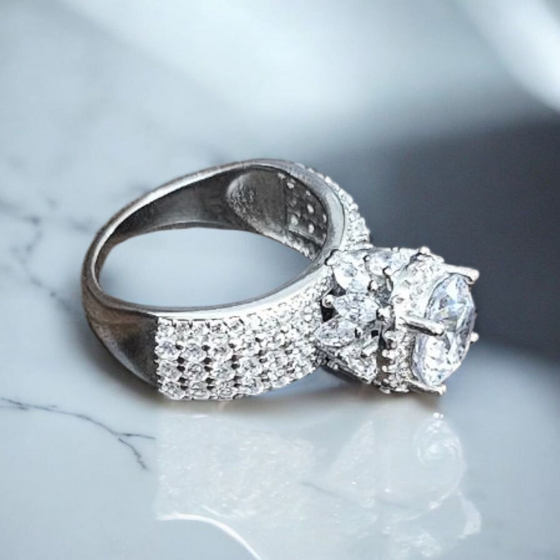 925 sterling silver big stone  tower ring ,perfect for gifting or engagement ring or wedding ring.