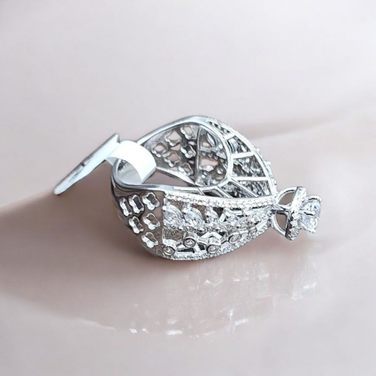 925 sterling silver big stone tower ring ,perfect for gifting or engagement ring or wedding ring.