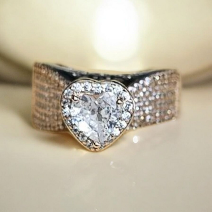 925 sterling silver big stone  tower ring ,perfect for gifting or engagement ring or wedding ring.