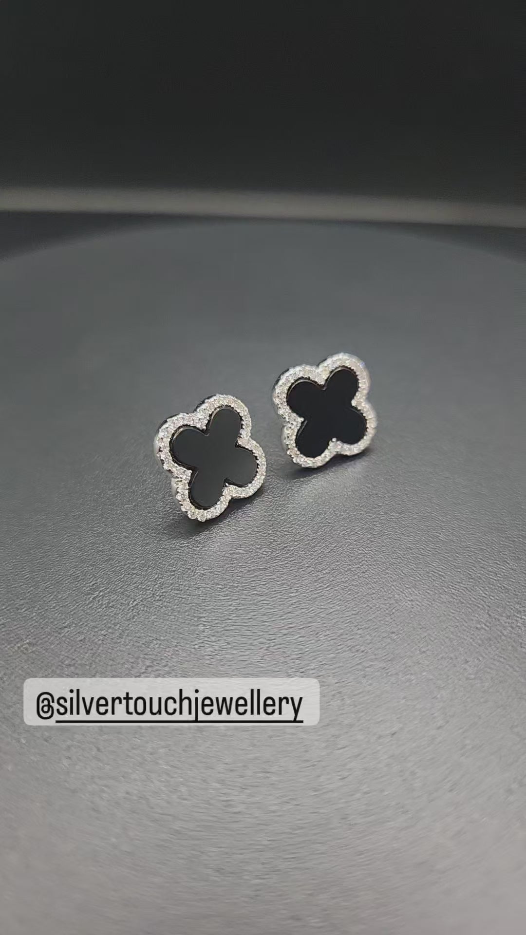 Lucky Four Clover Leaf Earring.