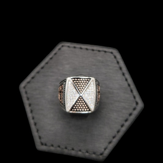 Vintage Men's Ring With Rose Gold Polish.