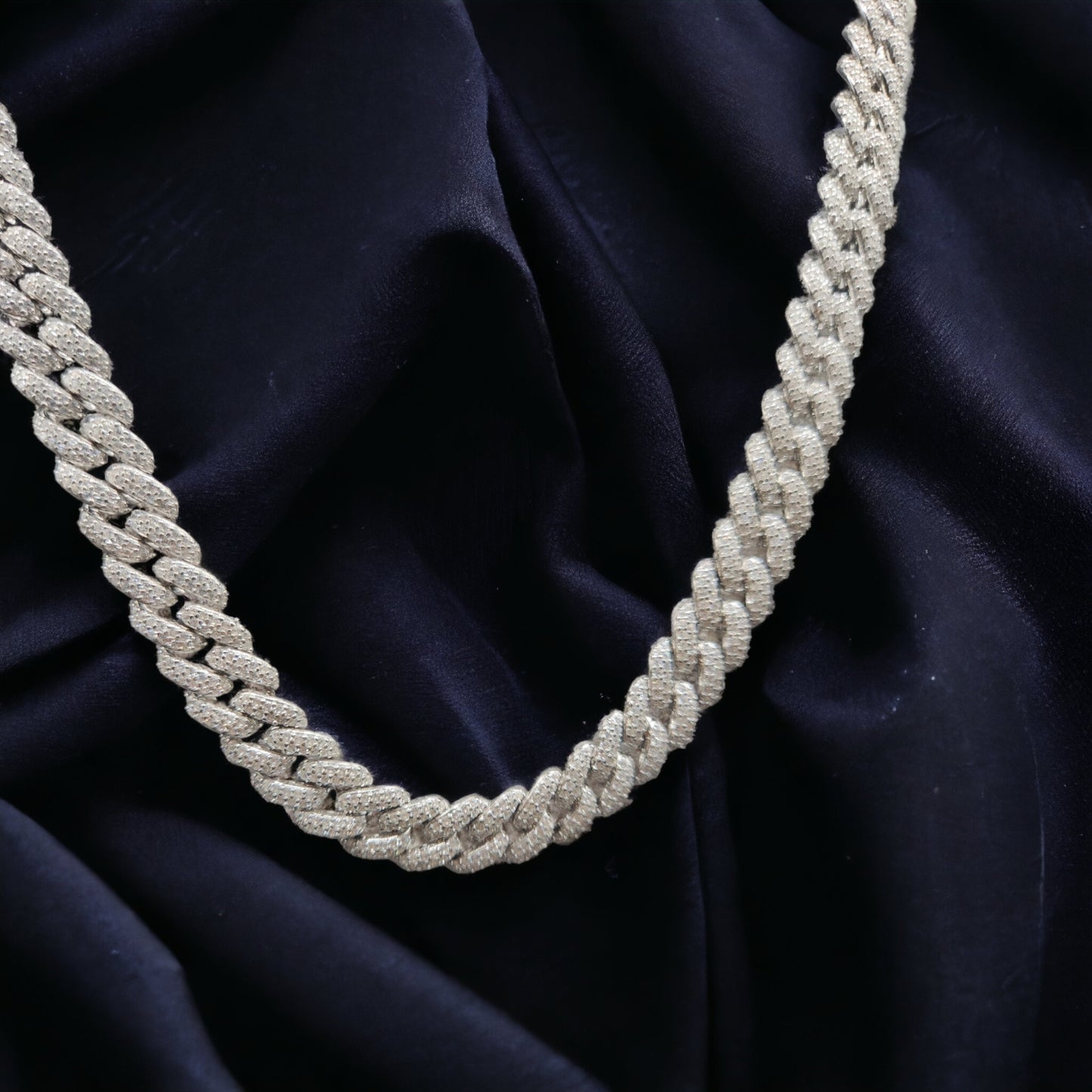 Mens Solid Cuban Link Chain.