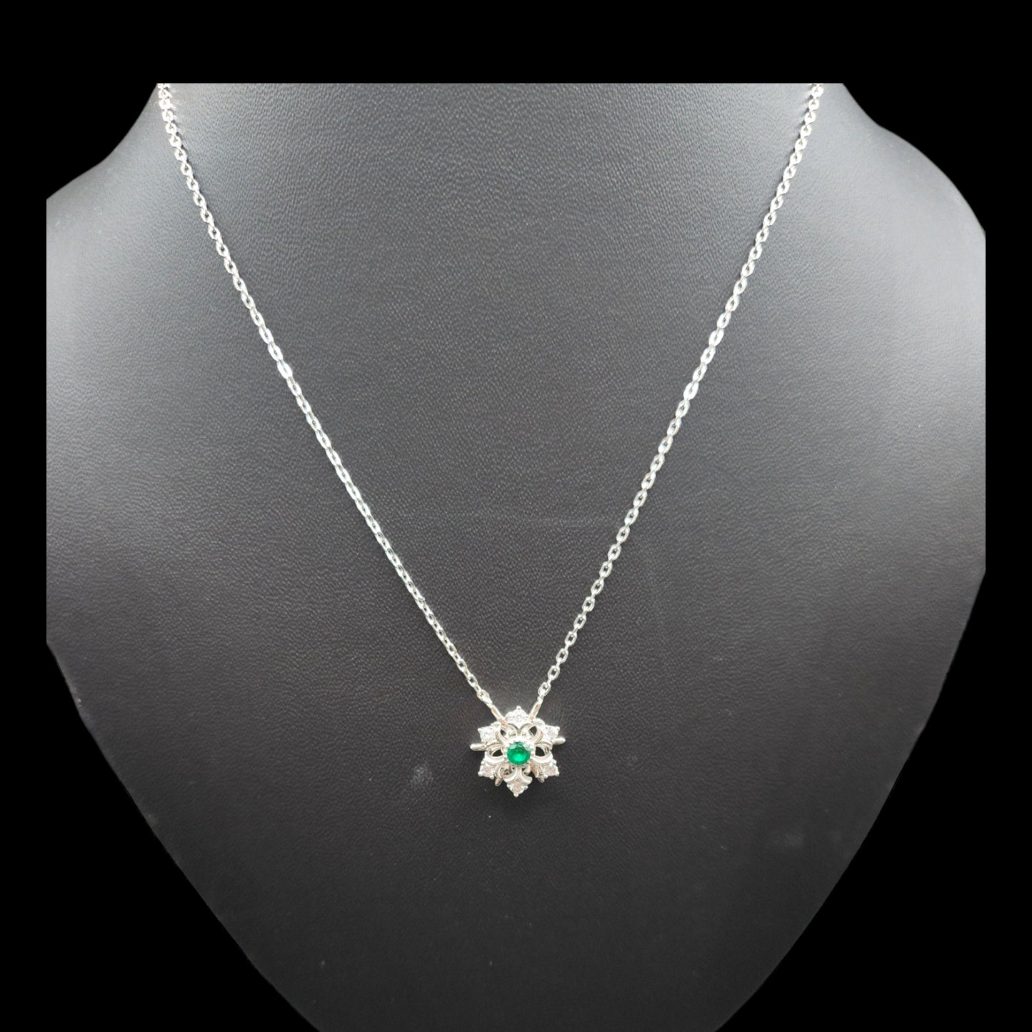 Sparkling SnowFlake Spinning Pendant Necklace