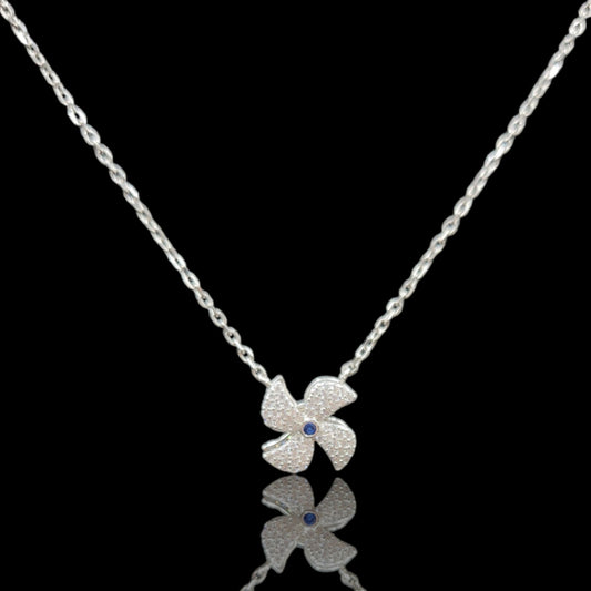 Sparkling Flower Shaped Spinning Pendant.