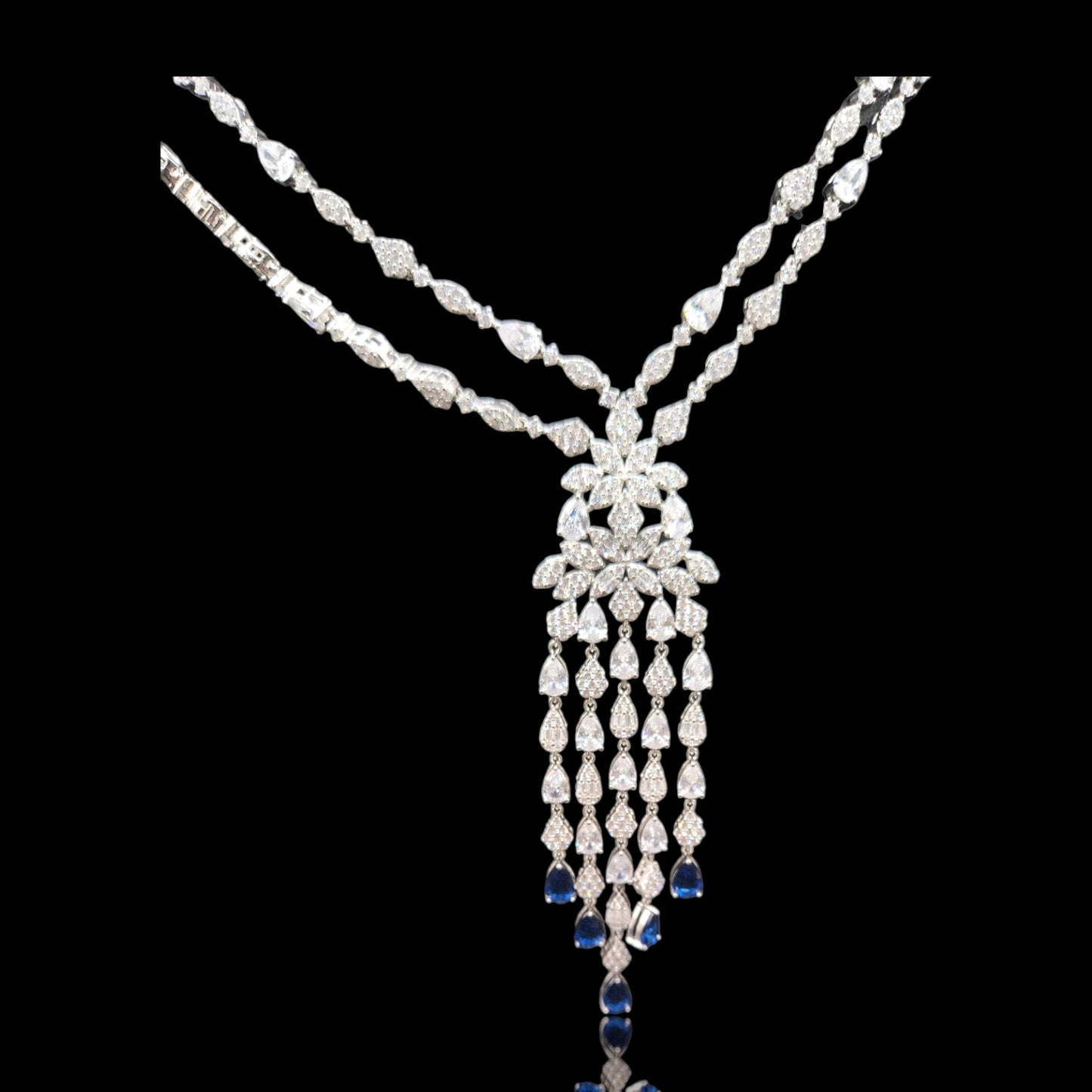 Luxuries chandelier Pendant Necklace