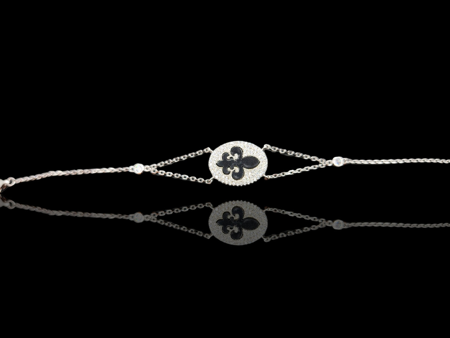 Traditional Fleur-de-lys (Lily) Symbolic Loose Bracelet.