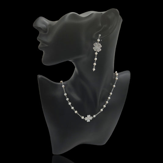 Four Clove  Leaf shape long Pearl Necklace with Drop Earrings.