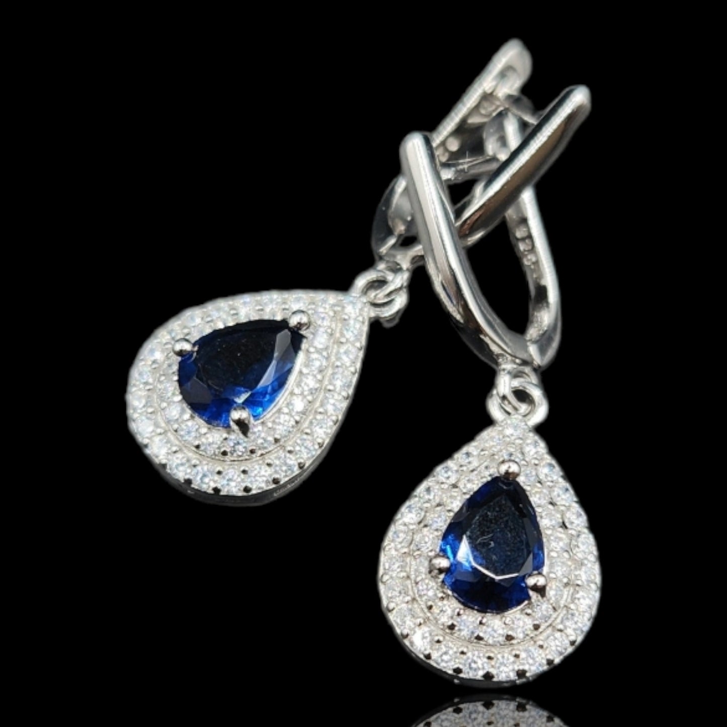 Royal Blue Color Pear Shape Pendant Set