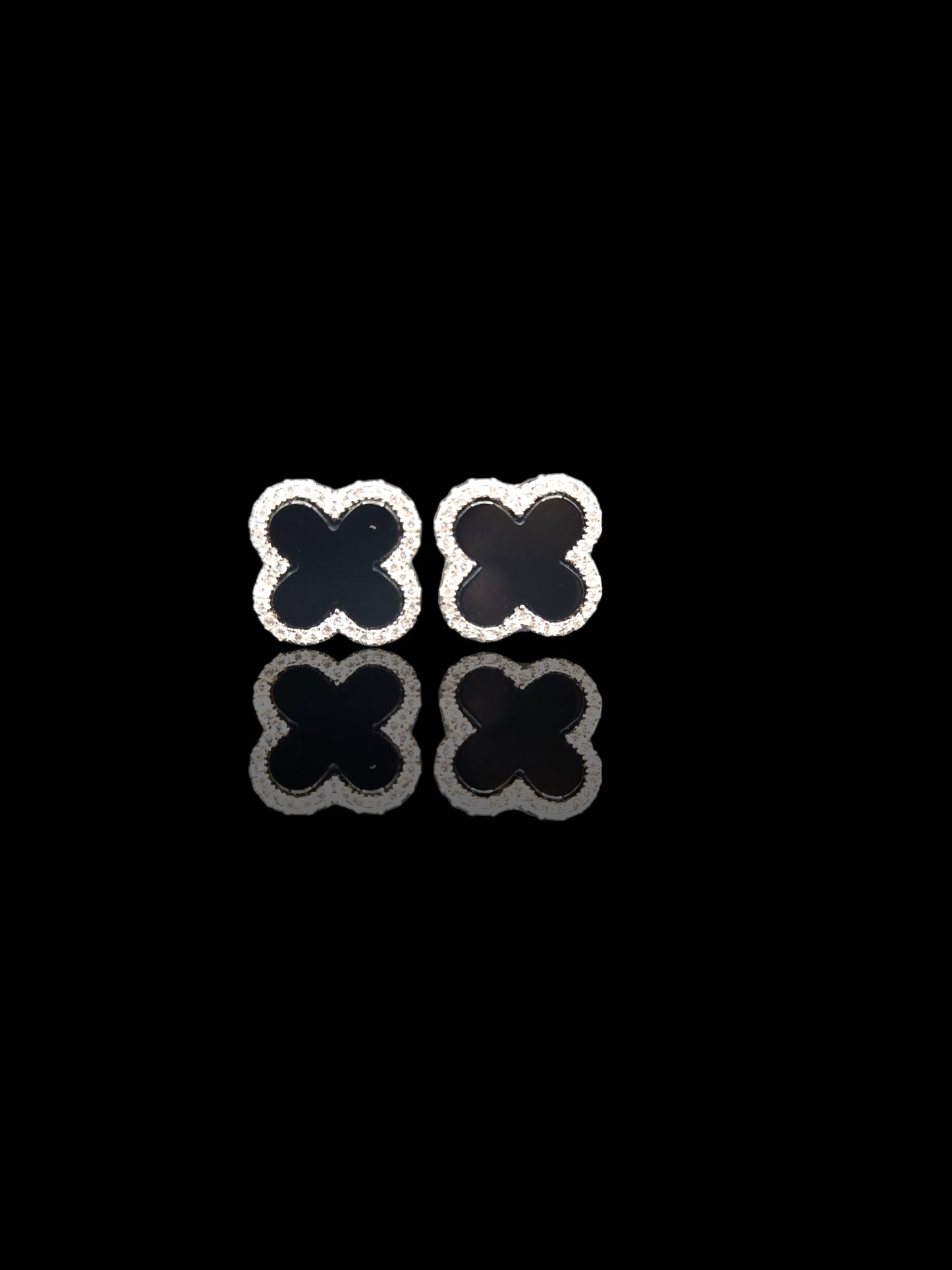 Lucky Four Clover Leaf Earring.