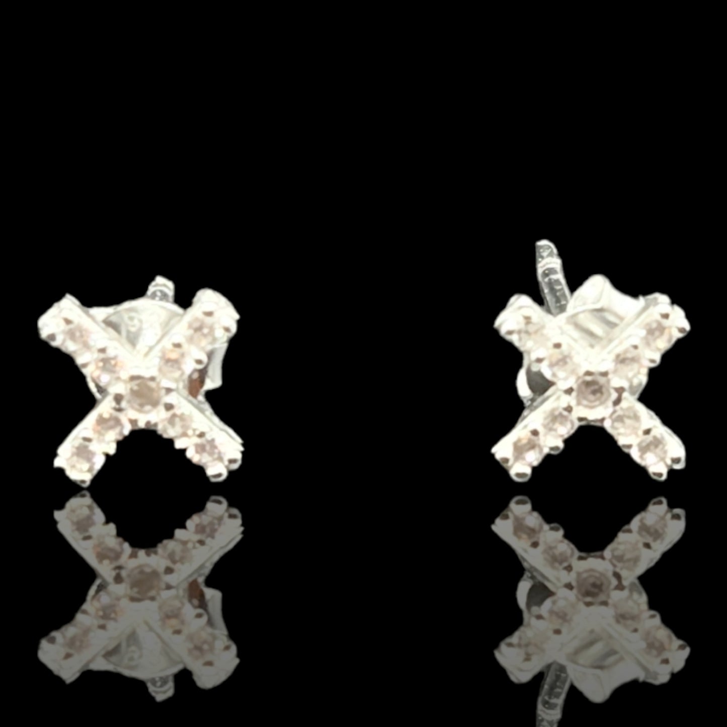 925 Sterling Silver Cross Stud Kids Earrings.